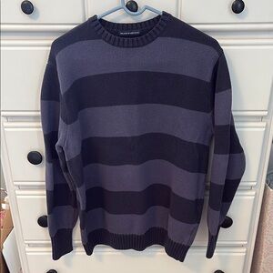 Brandy Melville sweater